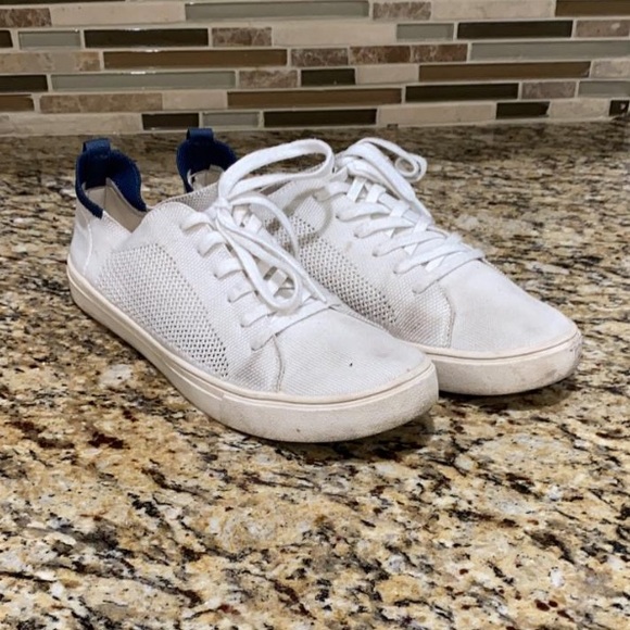 Shoes - Walking sock like sneakers